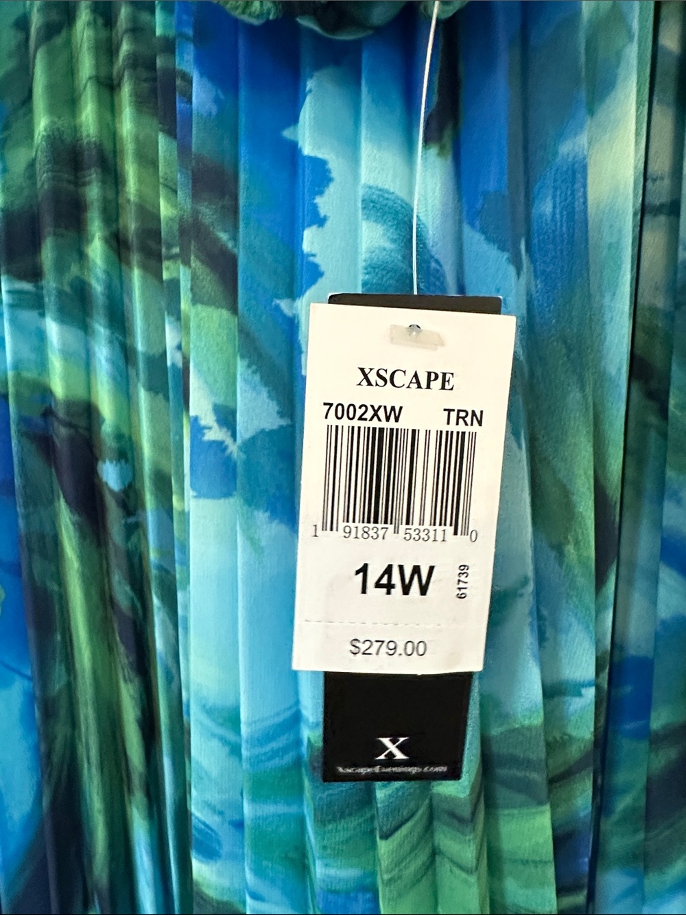 XSCAPE Maxi Dress in Blue-Green Print
Size:14W ~NEW! ✨Beautiful ✨ - Picture 3 of 9